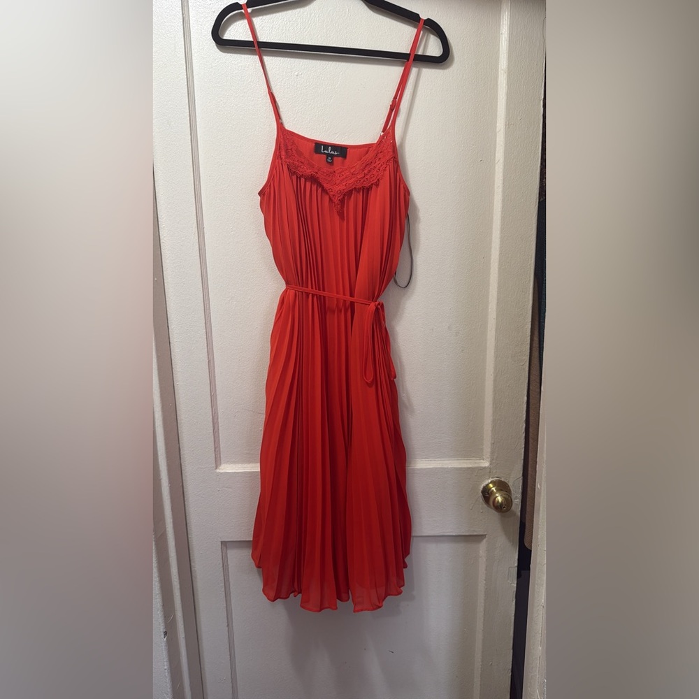 Lulu's Red Pleated Spaghetti-Strap Midi Dress with Lace Trim